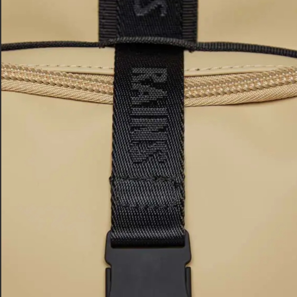 Rains Trail Rucksack, Sand - Picture 4 of 5